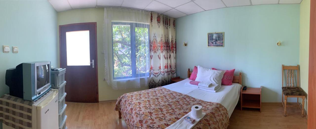 Guest House “Olesya” Obsor Exterior foto