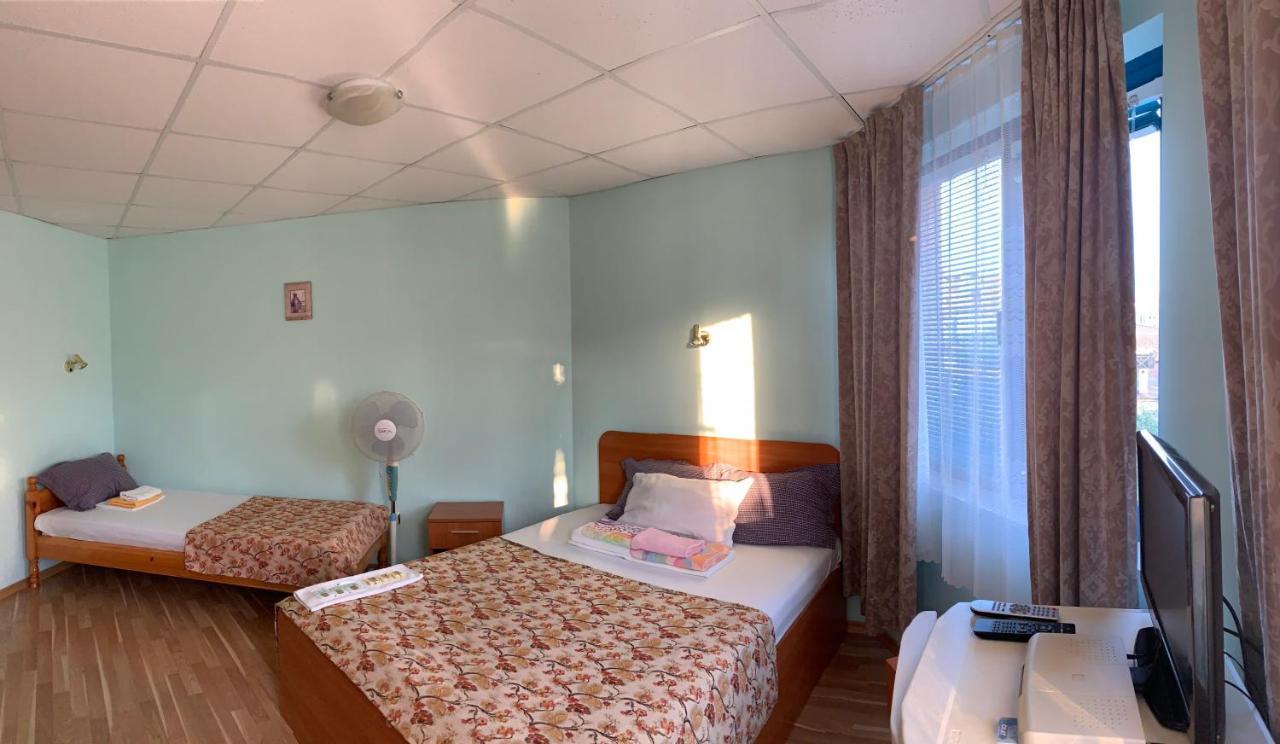 Guest House “Olesya” Obsor Exterior foto
